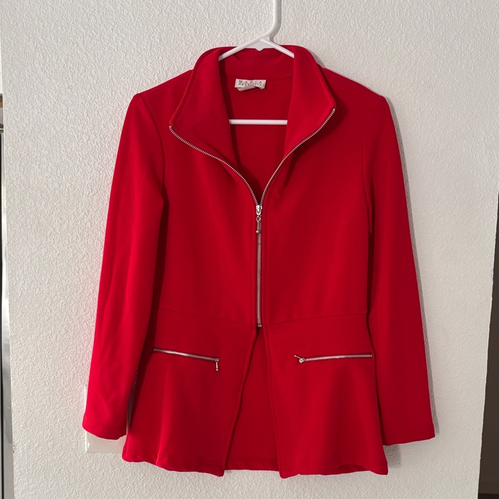 Chic Red Women's Blazer with Zipper Details